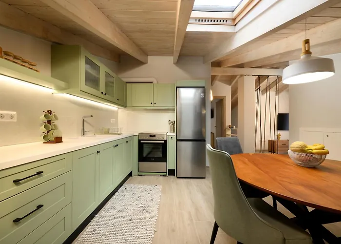Evi's Loft Πανσιόν