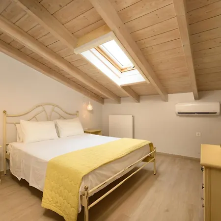Evi's Loft 3* كونتوكالي