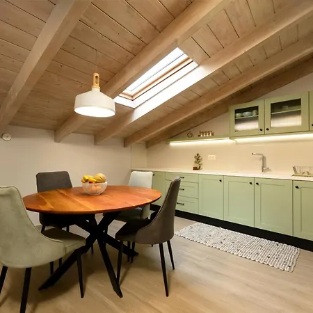 بيت ضيافة Evi's Loft كونتوكالي